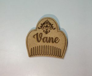 Pin/Broche con alfiler fallero madera peineta